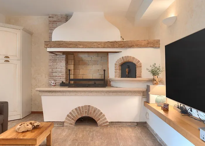 Nona's Garden Apartman Pula